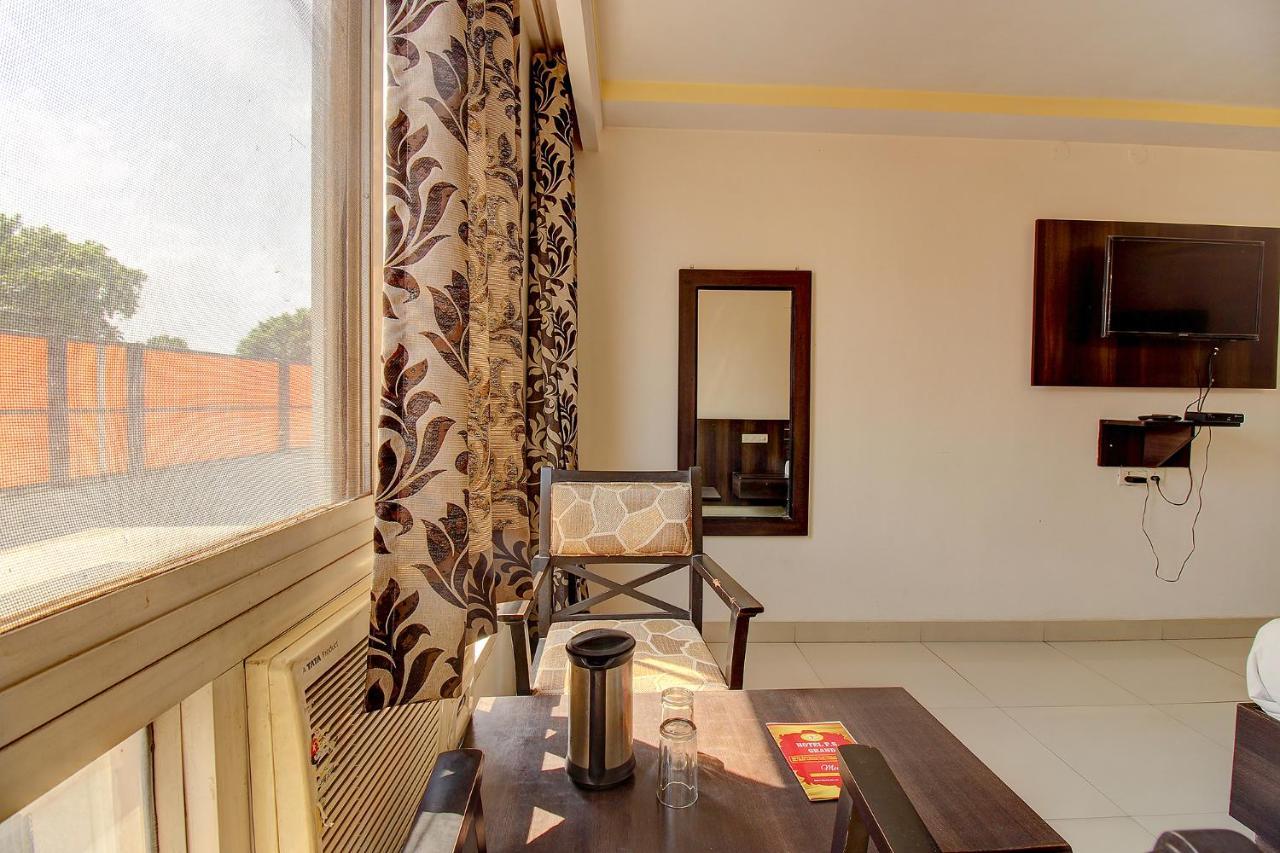 Fabhotel Ps Grand Lucknow Exteriör bild
