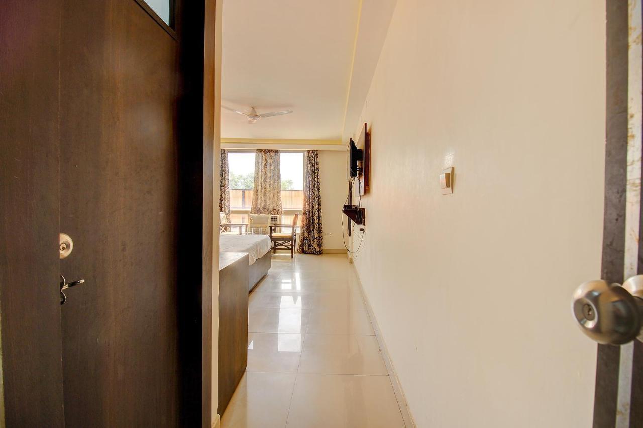 Fabhotel Ps Grand Lucknow Exteriör bild