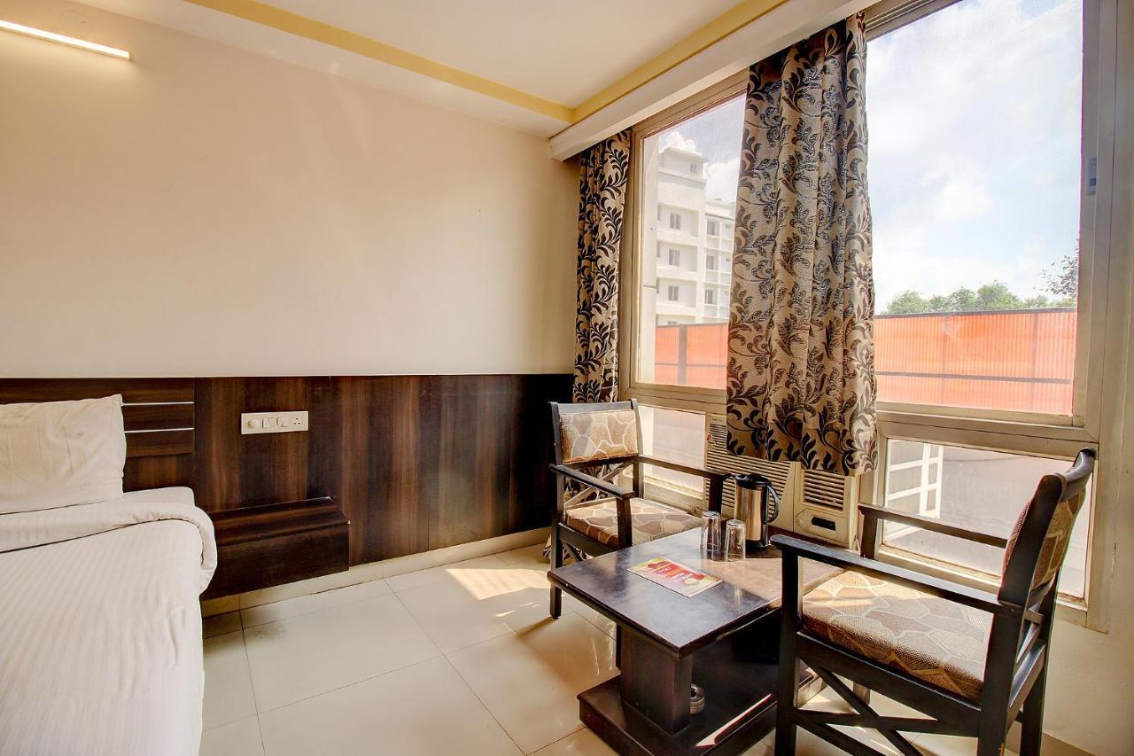 Fabhotel Ps Grand Lucknow Exteriör bild