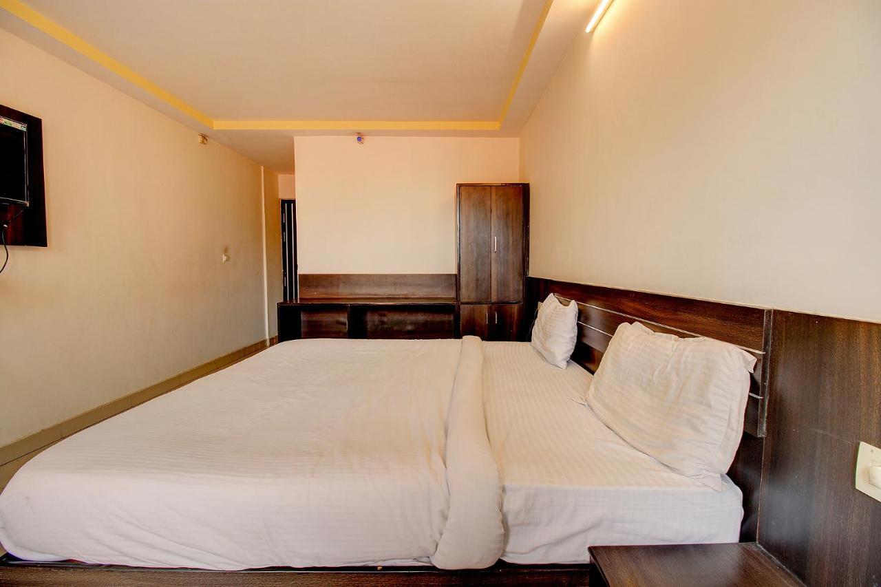 Fabhotel Ps Grand Lucknow Exteriör bild